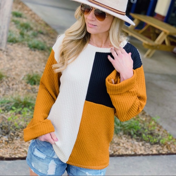 ✨LAST ONE✨NEW ATTITUDE COLOR BLOCK TOP - Picture 3 of 7